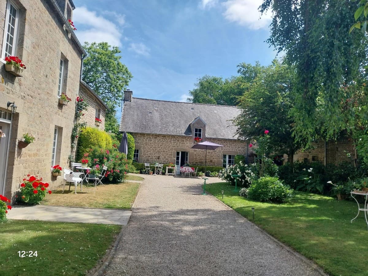 GATTEVILLE-LE-PHARE-MEUBLE-MAISON-DE-QUÉNANVILLE-10