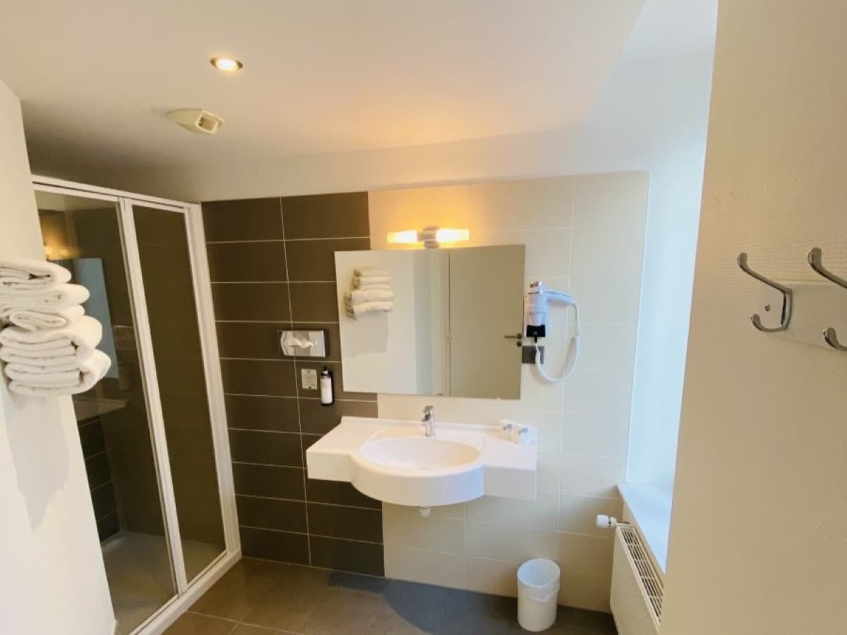 hotel-le-louvre-cherbourg-cotentin-5