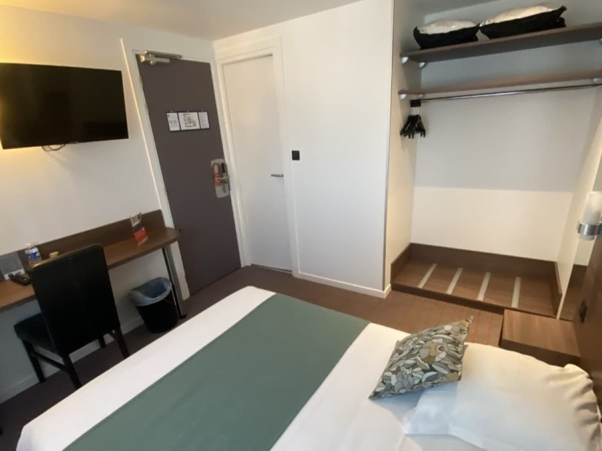 hotel-le-louvre-cherbourg-cotentin-1