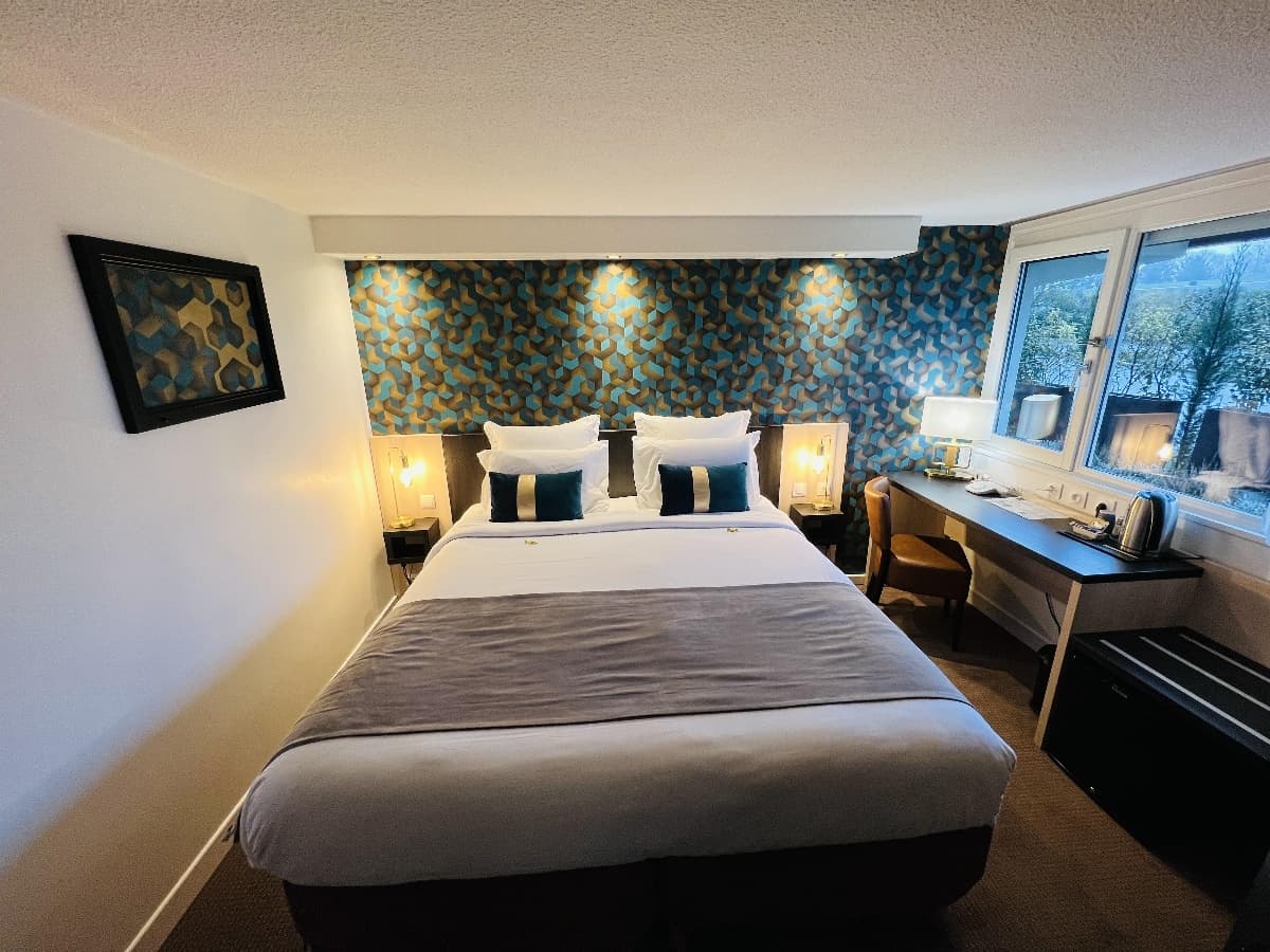 SUITE EXECUTIVE