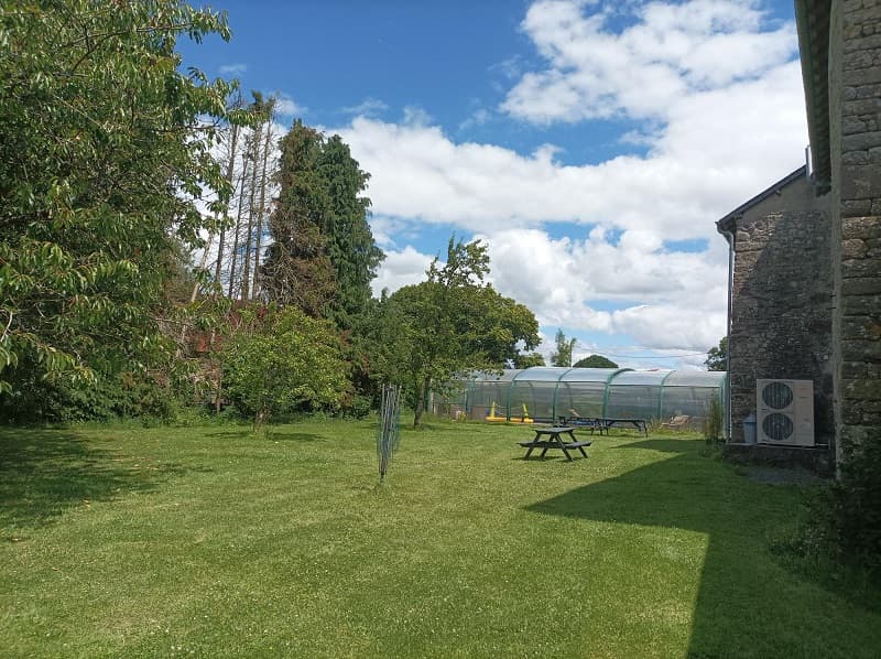 Jardin et piscine