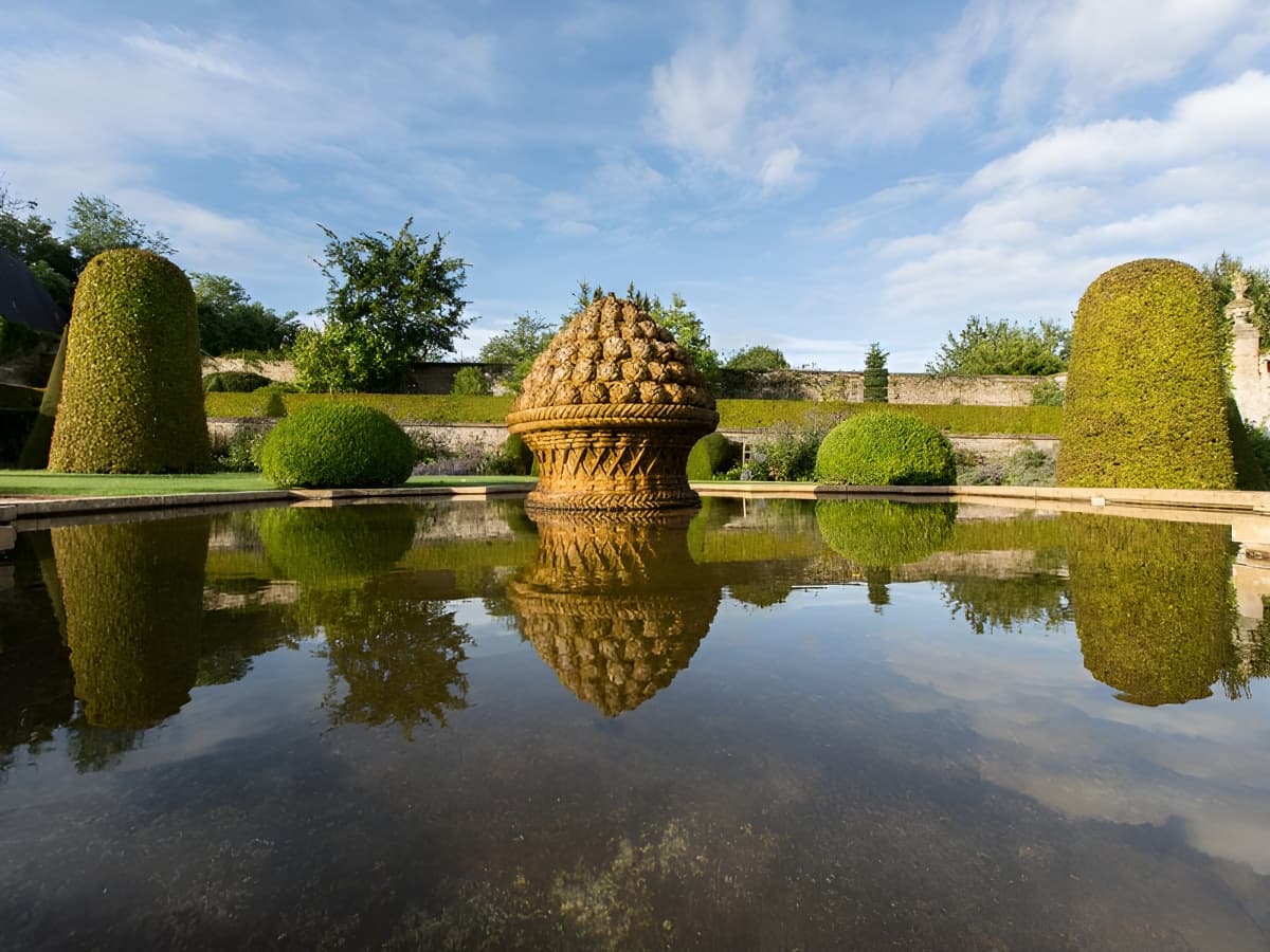 Jardins-du-chateau-de-Brécy