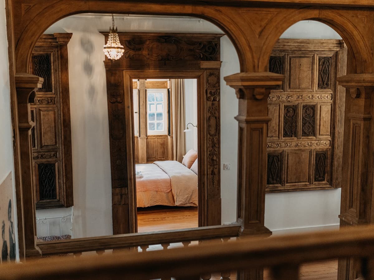 LaMaisonPelloquin-Guernesey-hall