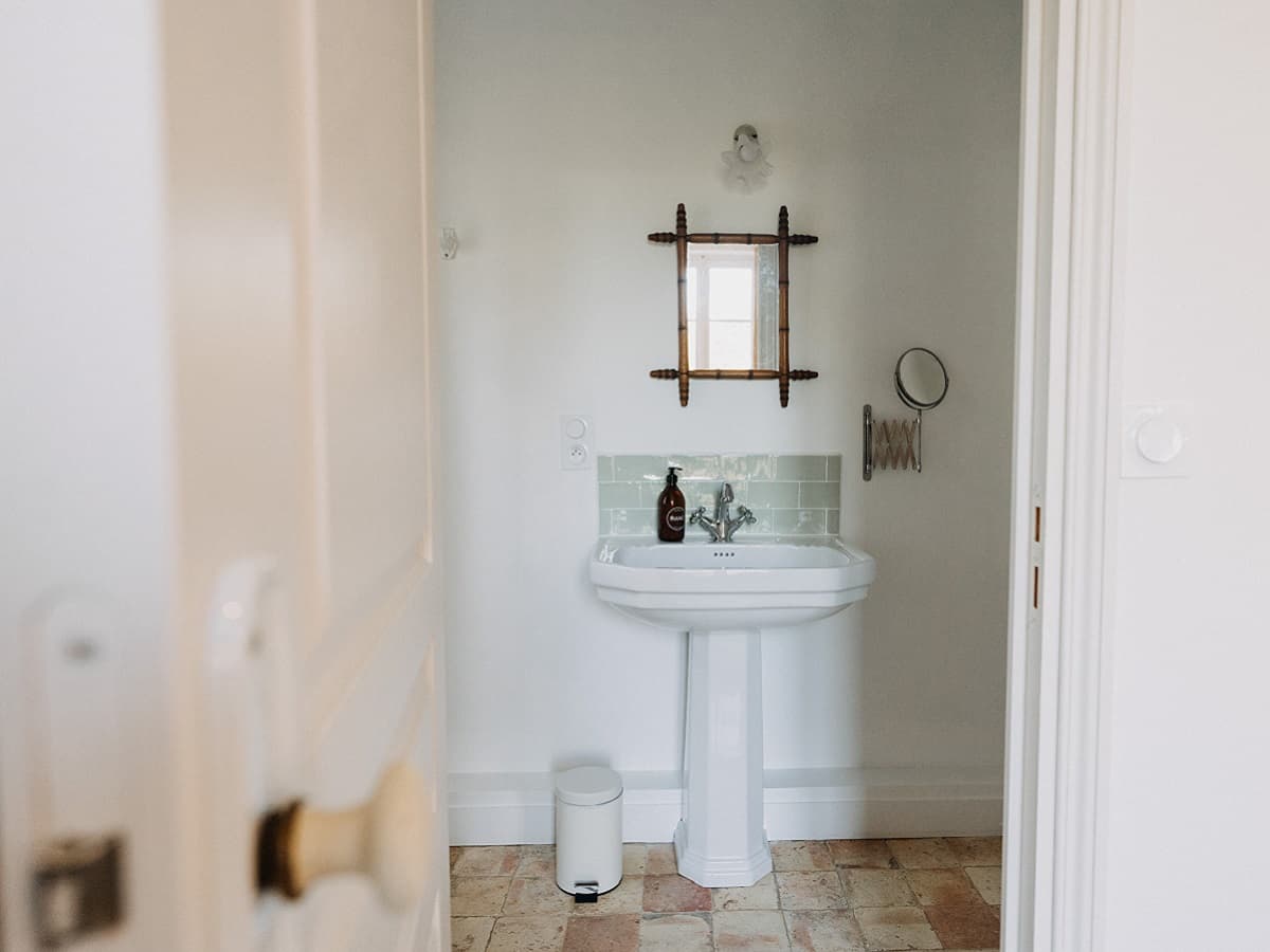 LaMaisonPelloquin-souvenir-d-enfance-lavabo