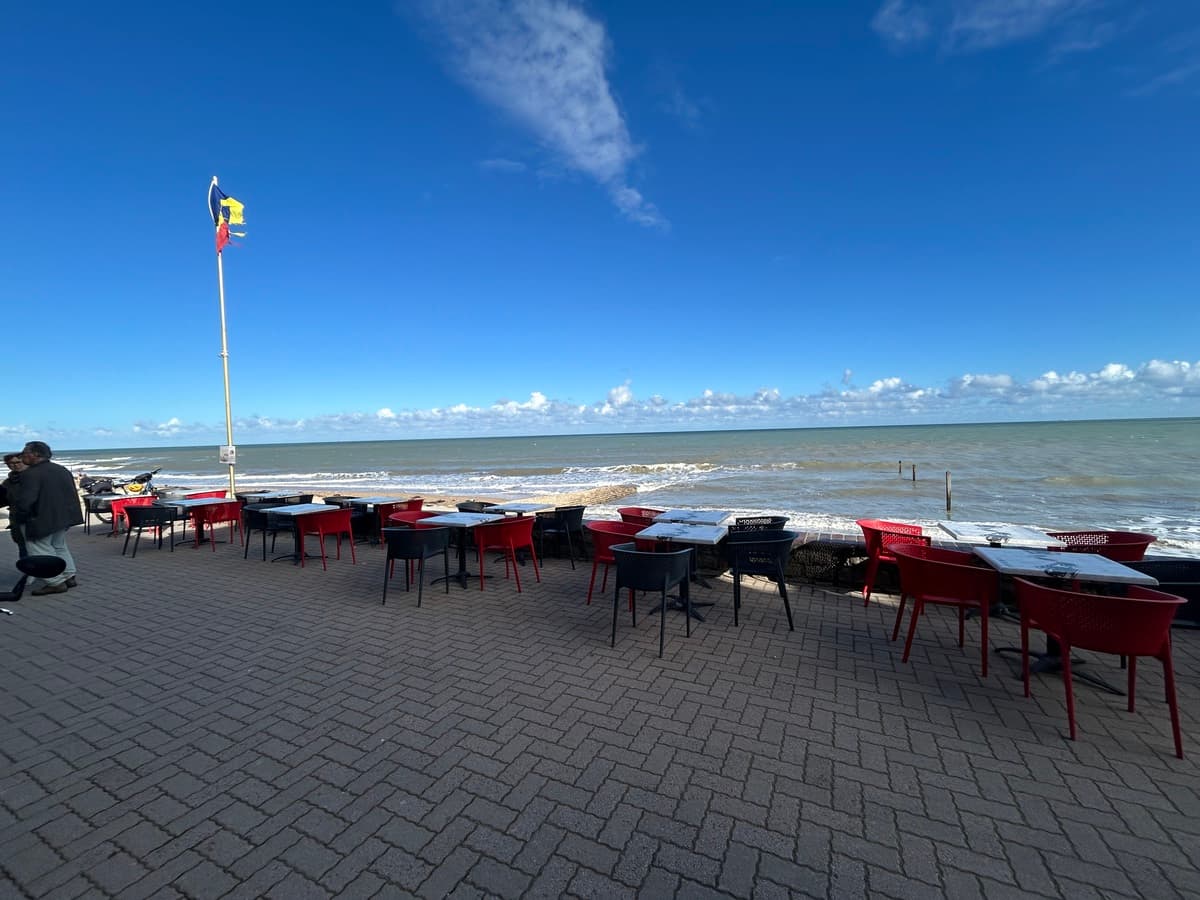 Le charleston-terrasse-Saint-Aubin