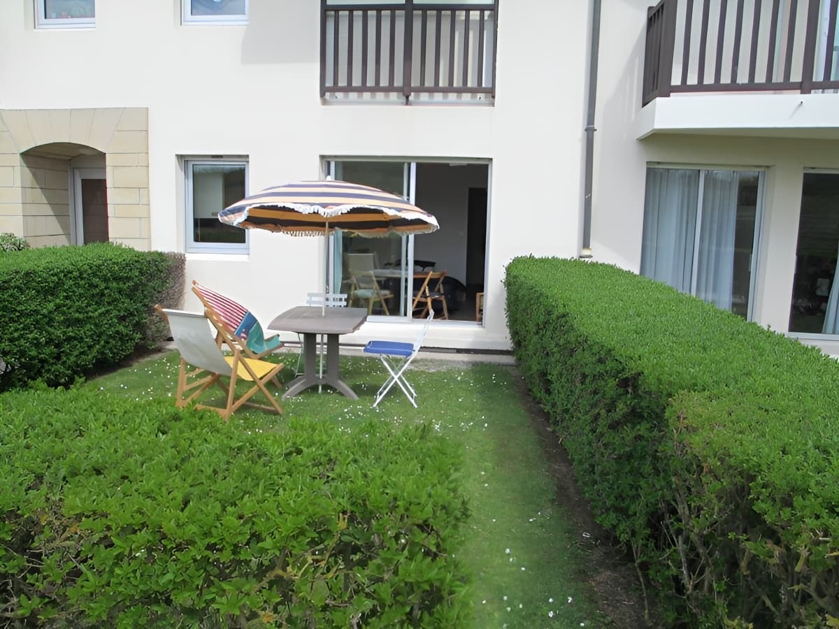 Studio à Cabourg, petit jardin