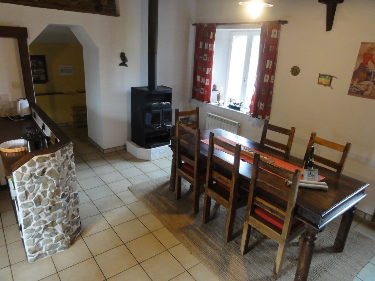 La-Haye-meublé-maison-Biemont-5