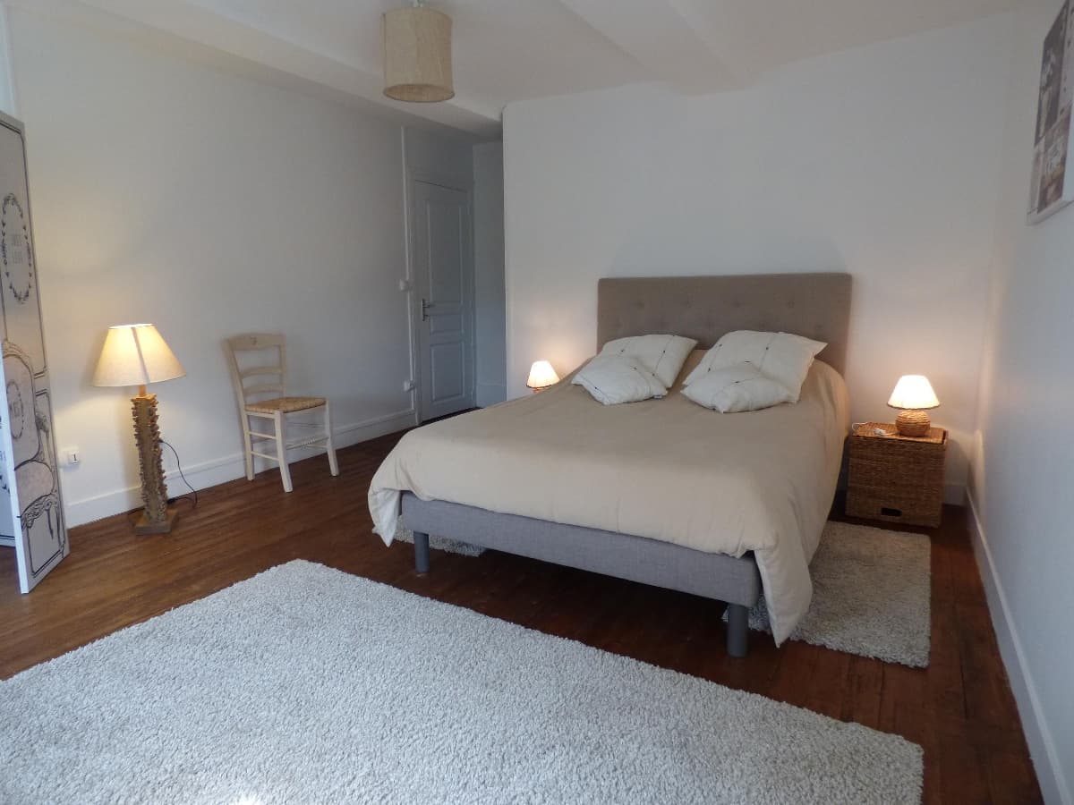 Chambre 1 lit 140