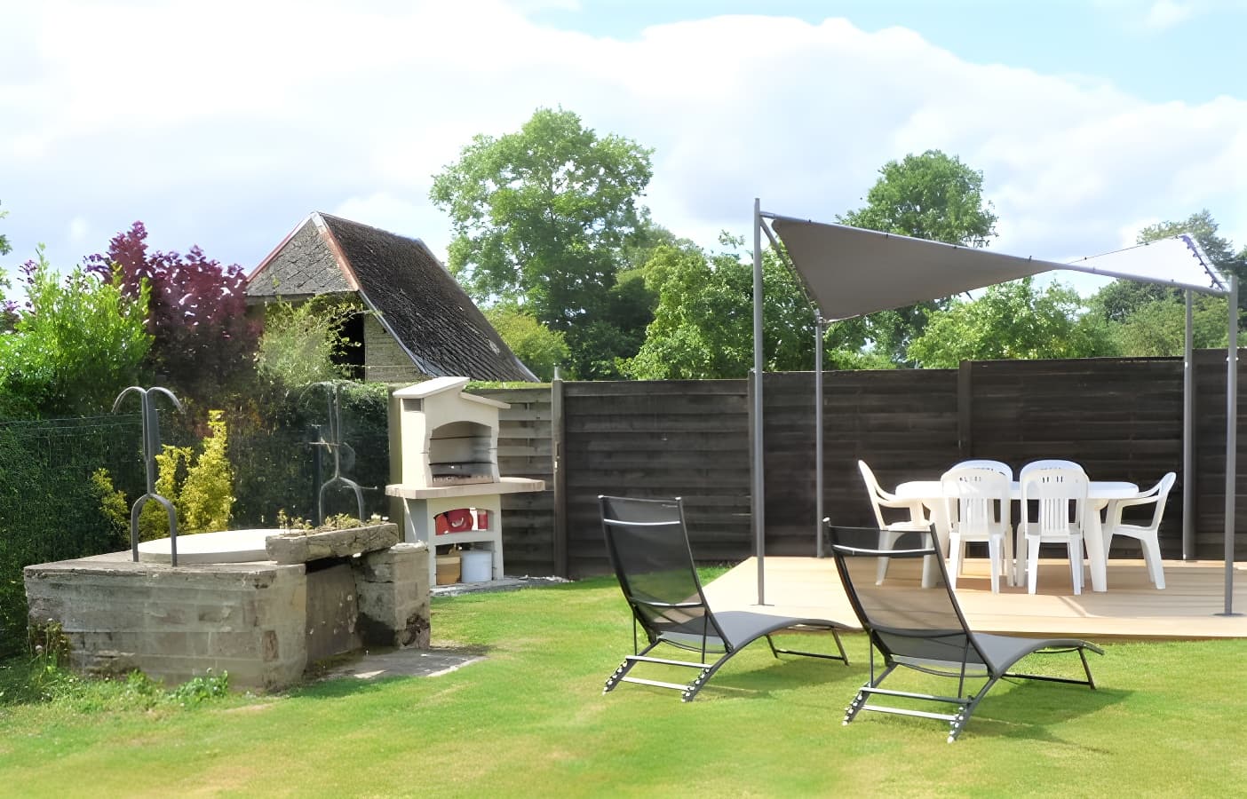 Terrasse tonnelle & barbecue