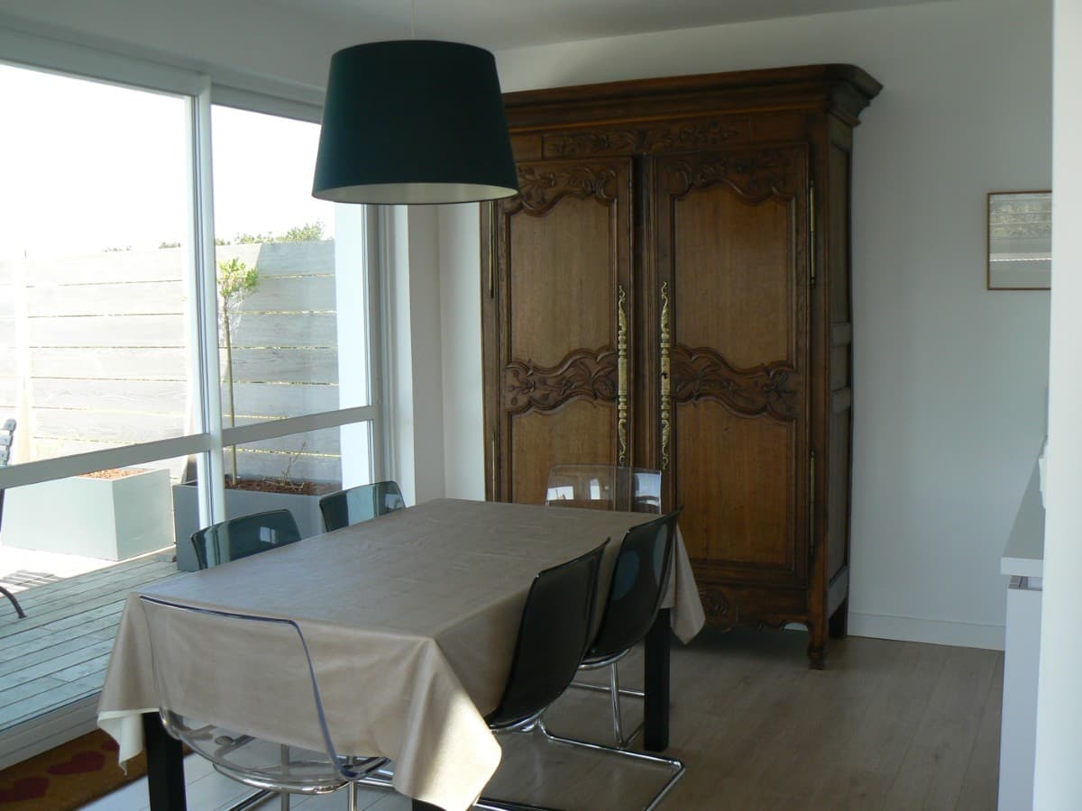 Les-Moitiers-d'Allonne-La-Maison-des-Mielles-10