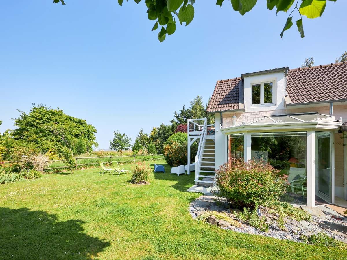 PRESQUE-CHEZ-VOUS
