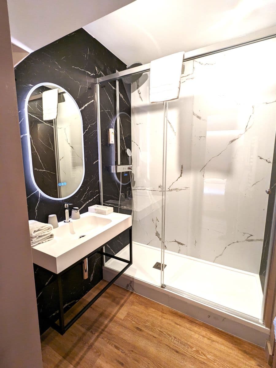 Hôtel Le Fruitier_Salle de bain