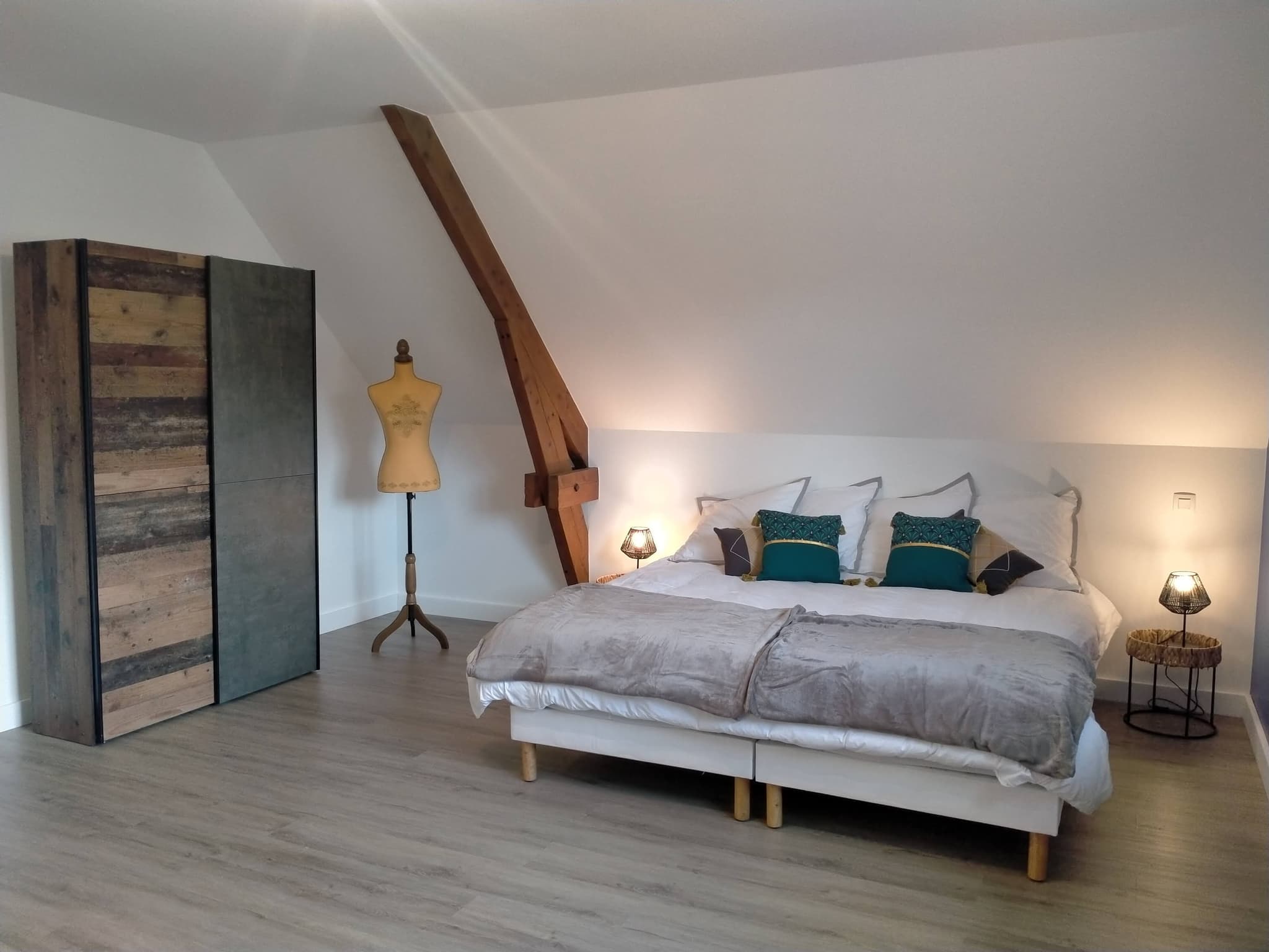 Chambre 4 Pers. à l'étage - 2 lits 90x200