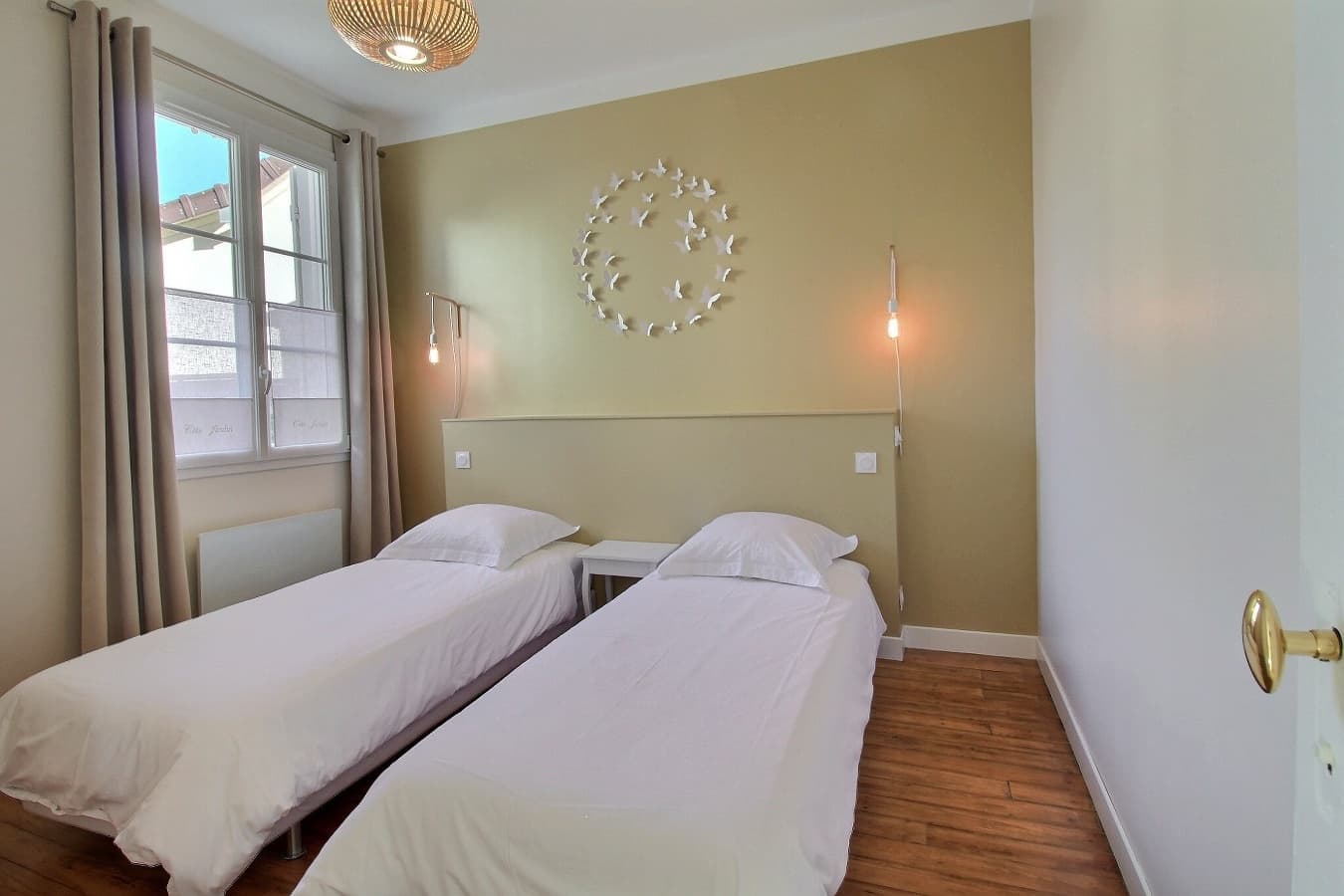 villa-la-marnaise-chambre-jardin-deux-lits