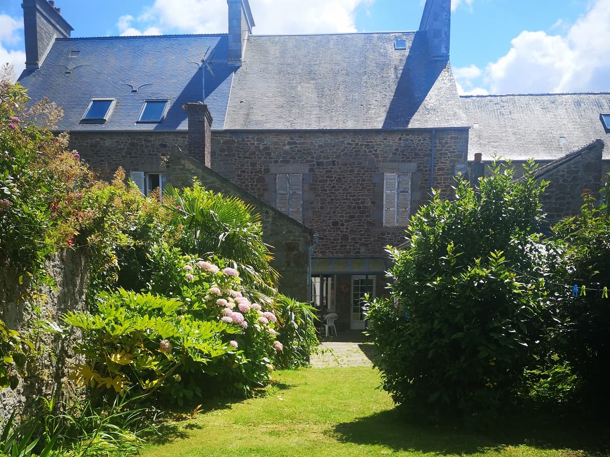 SVLH-MEUBLÉ-CHEZ LYDIE-1
