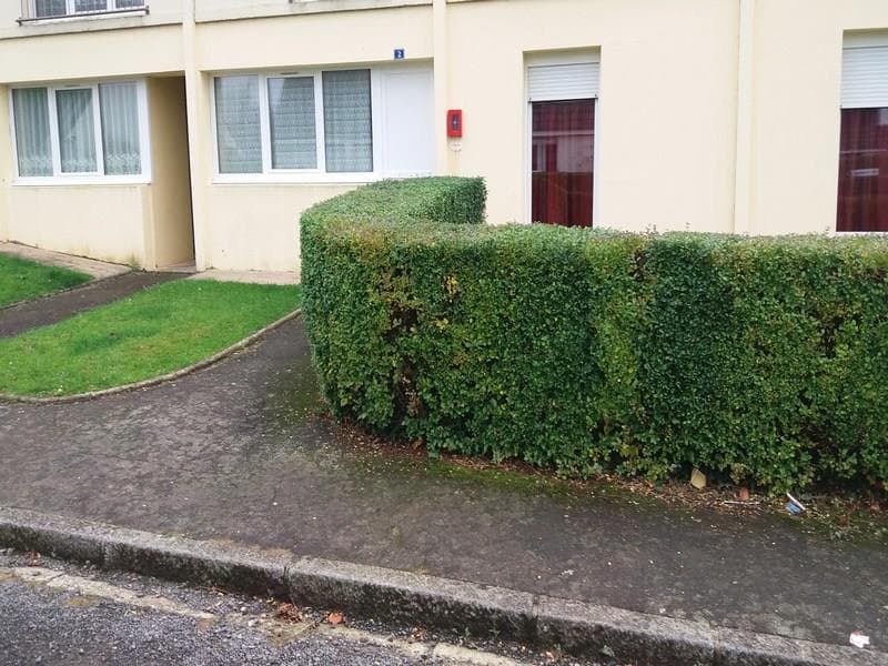 Saint-Pois-Gîte communal-exterieur1