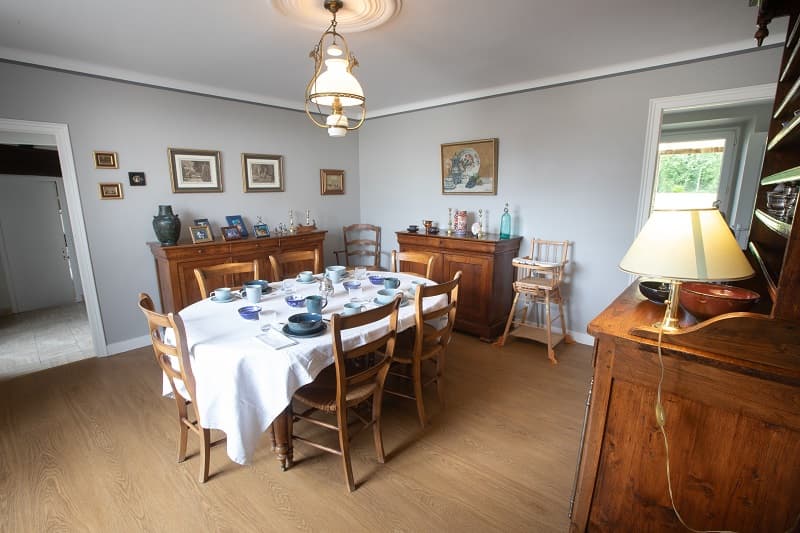 Salle petit déjeuner