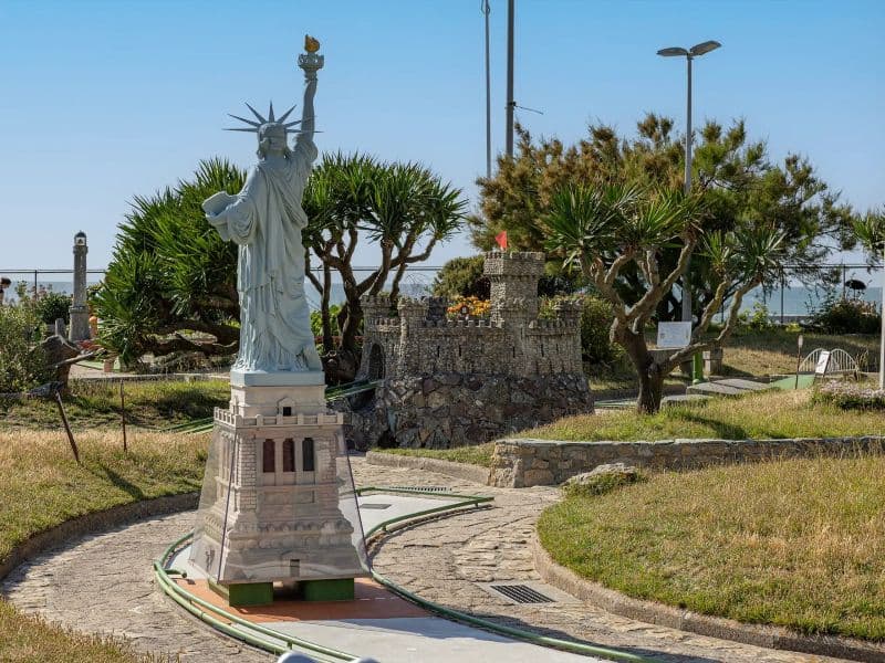 Golf miniature - Statue de la Liberté