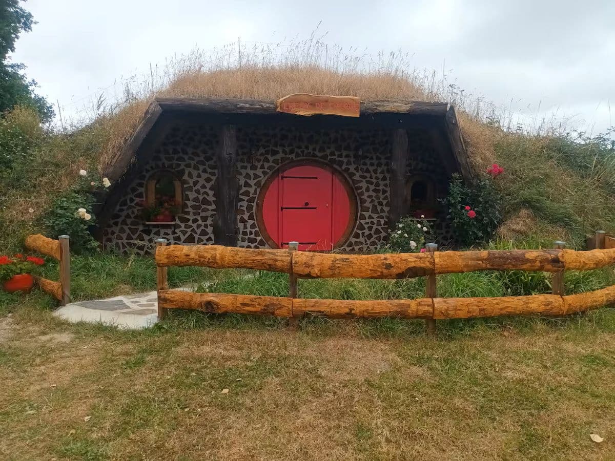 Tanis_Hobbit_Creux_de_Crique1