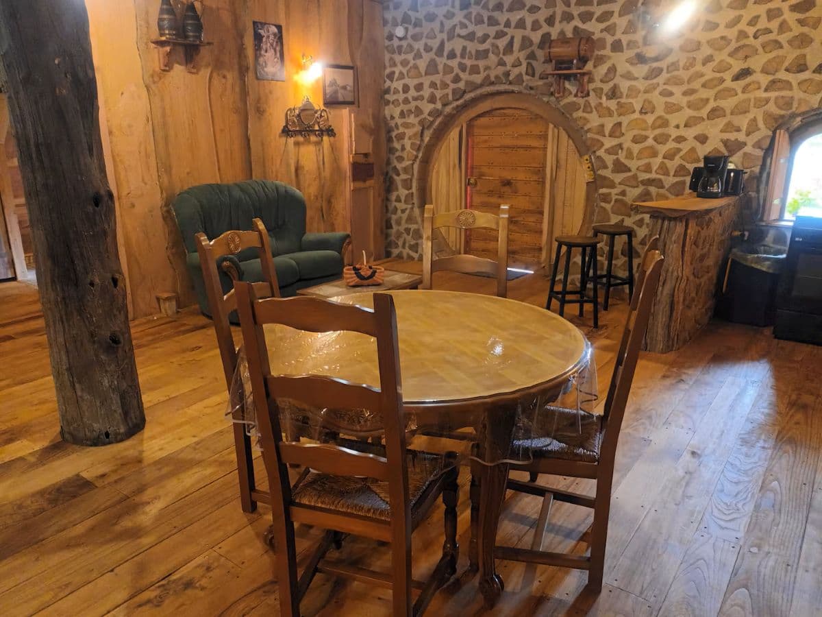 Tanis_Hobbit_Creux_de_Crique2
