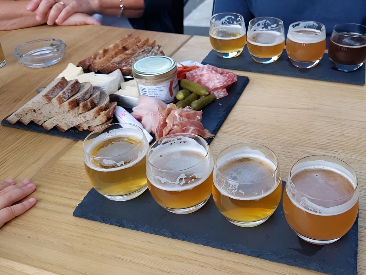 TripHop microbrasserie Lisieux planches