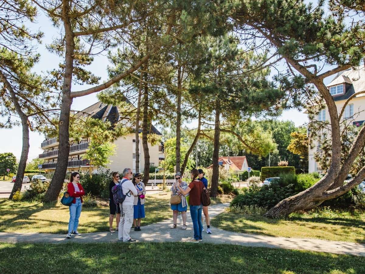Visite guidée Merville-Franceville