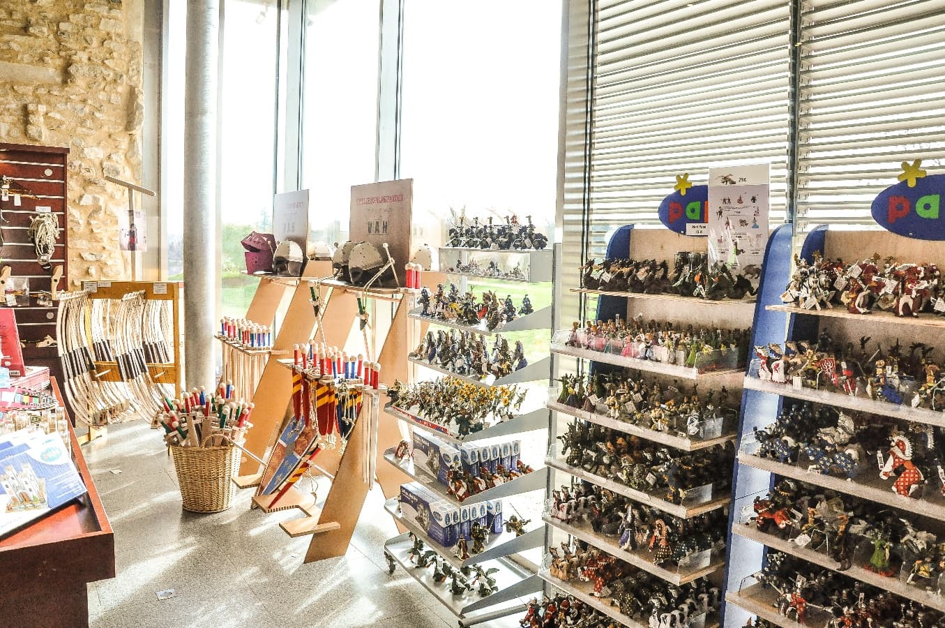 boutique2 Château Guillaume le Conquérant FALAISE