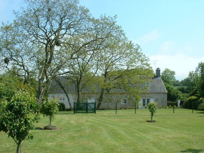 brucheville-H672-les-acacias-0