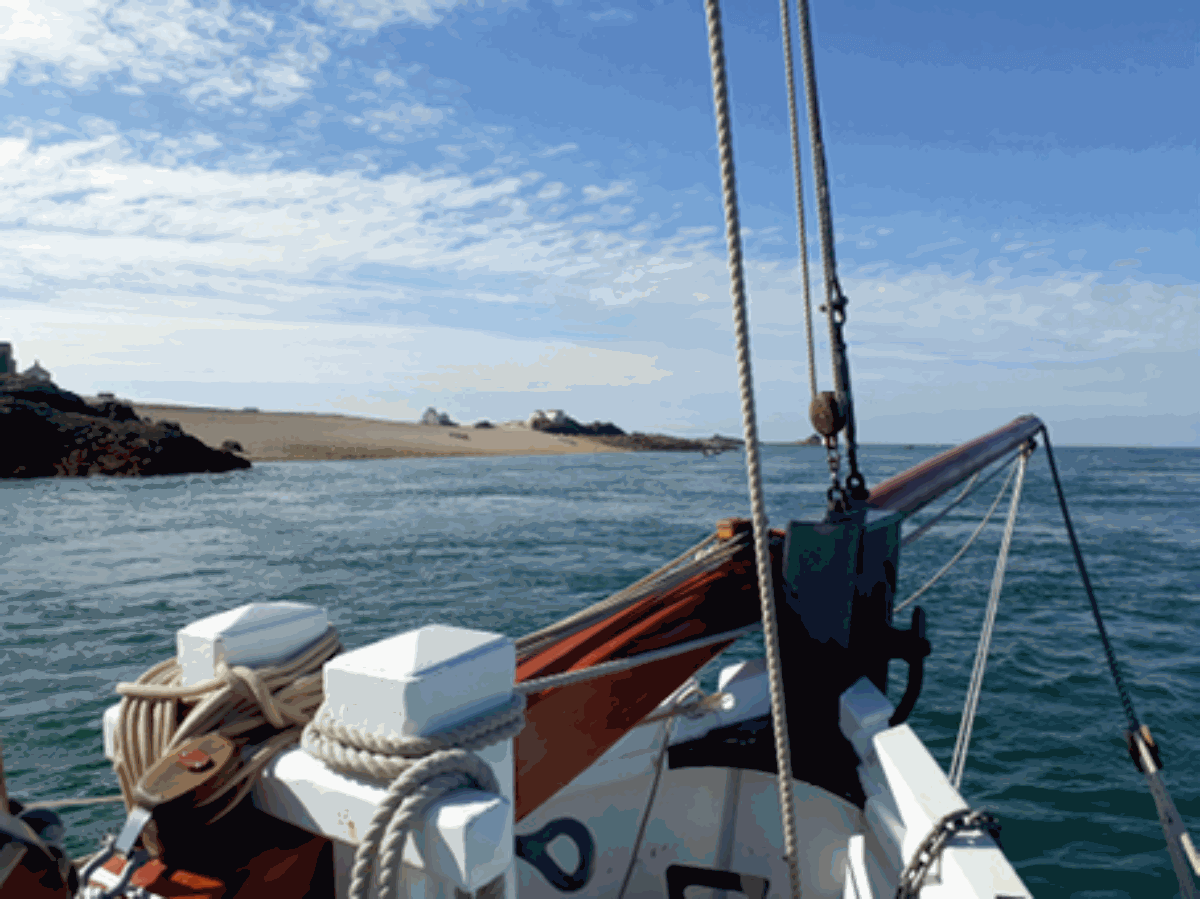 carteret-neire-maove- 13