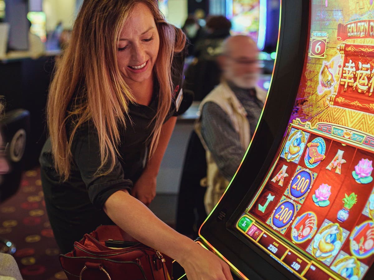 casino-JOA-personnel-Credit-Gaetan-CLEMENT