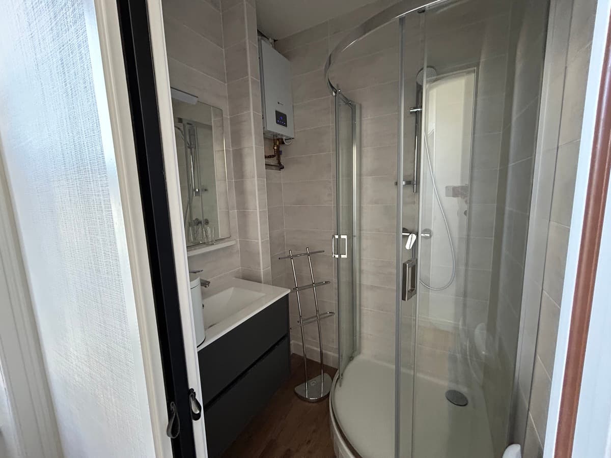 chambre-marille-sdb-courseulles
