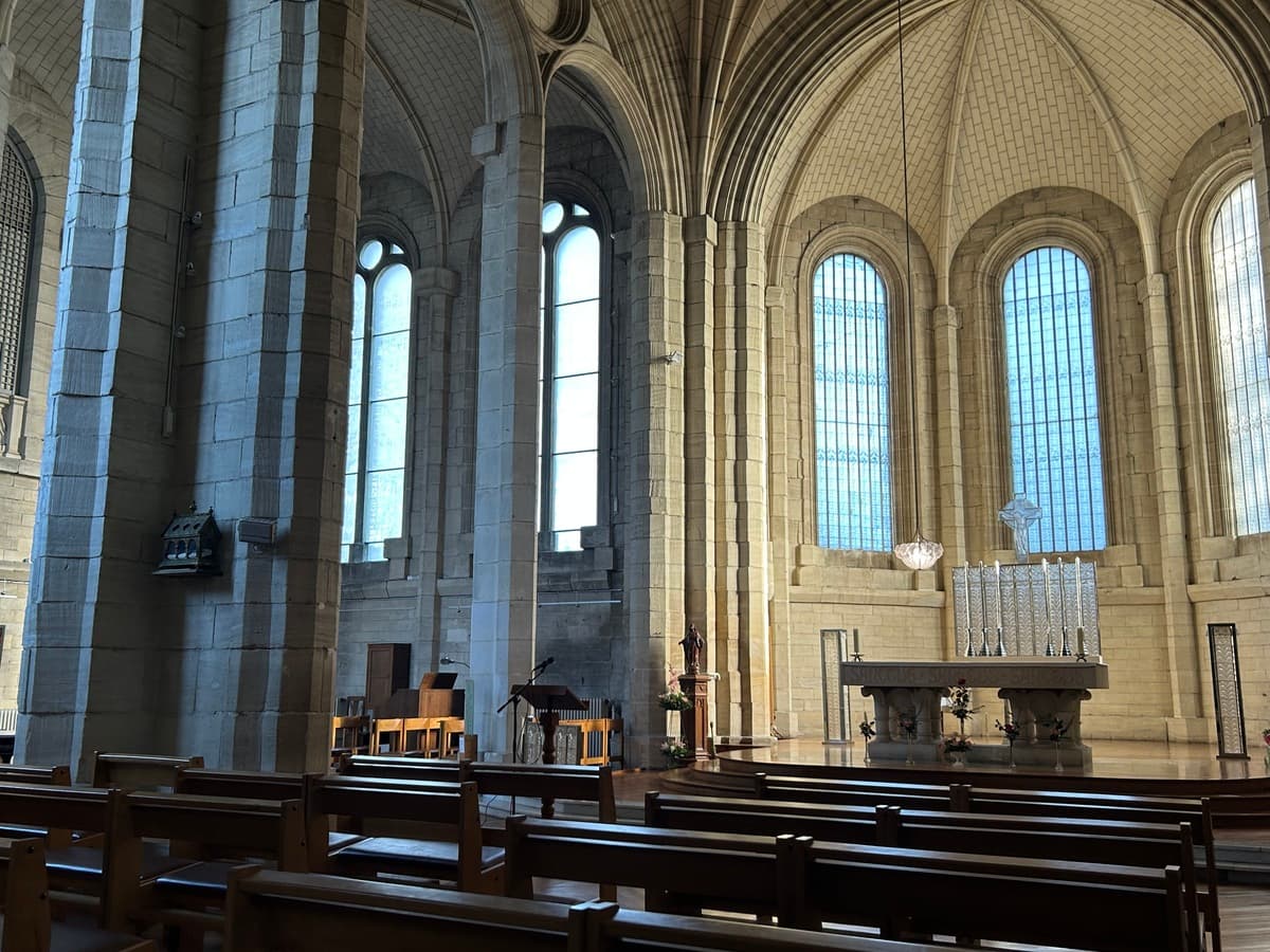 chapelle-lalique-dome-douvres