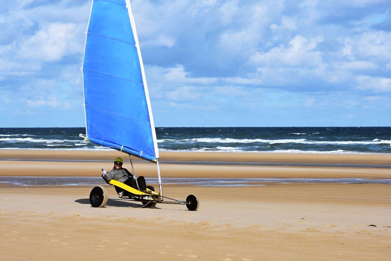 char en solo à Omaha Beach