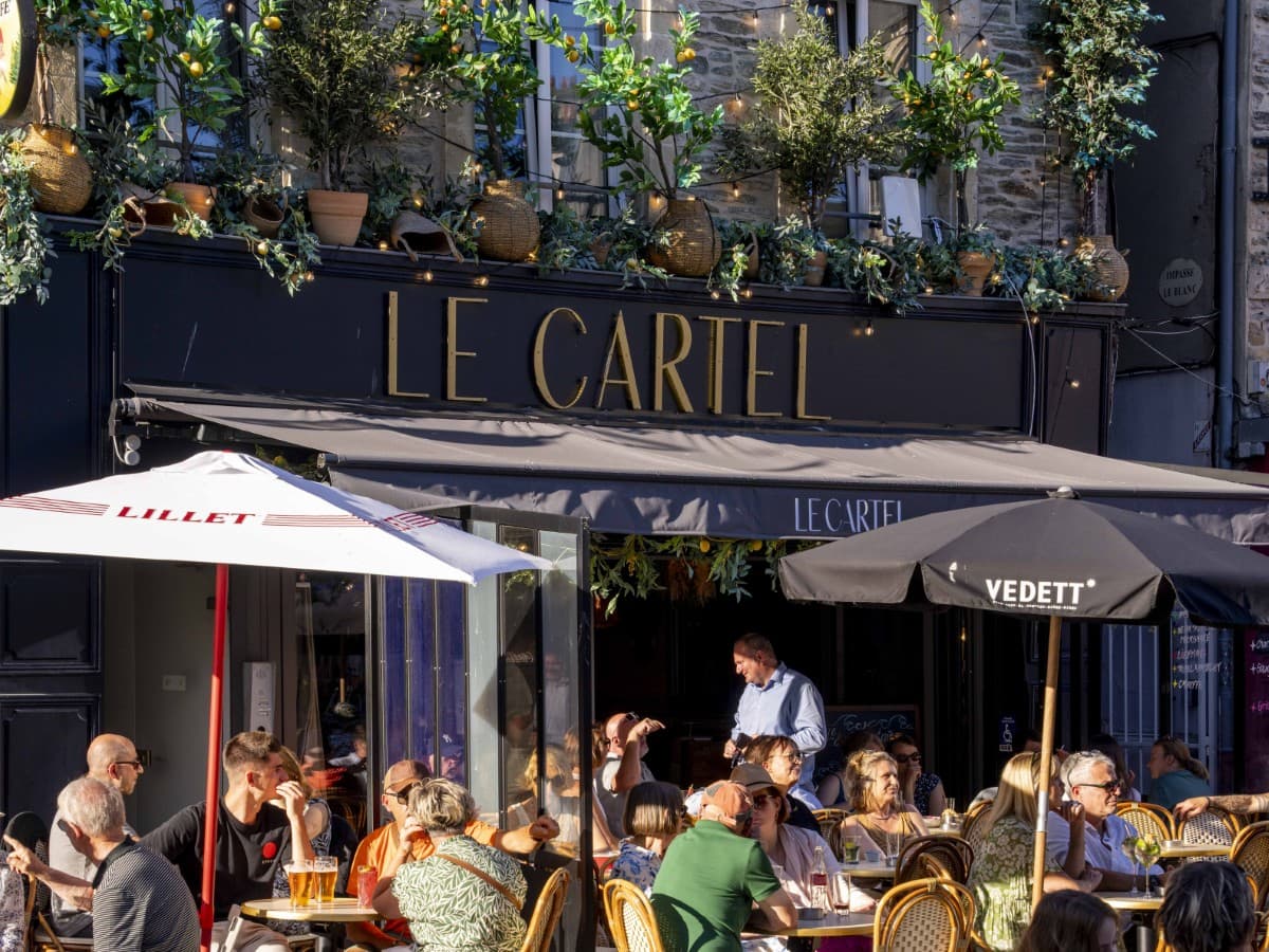 cherbourg-bar-le-cartel-0