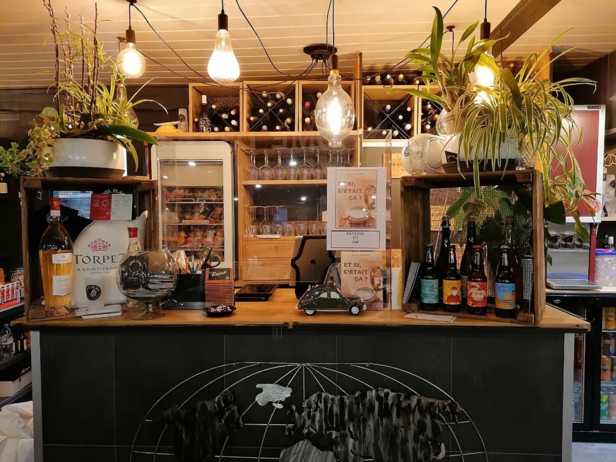 cote-plage-courseulles-bar-2