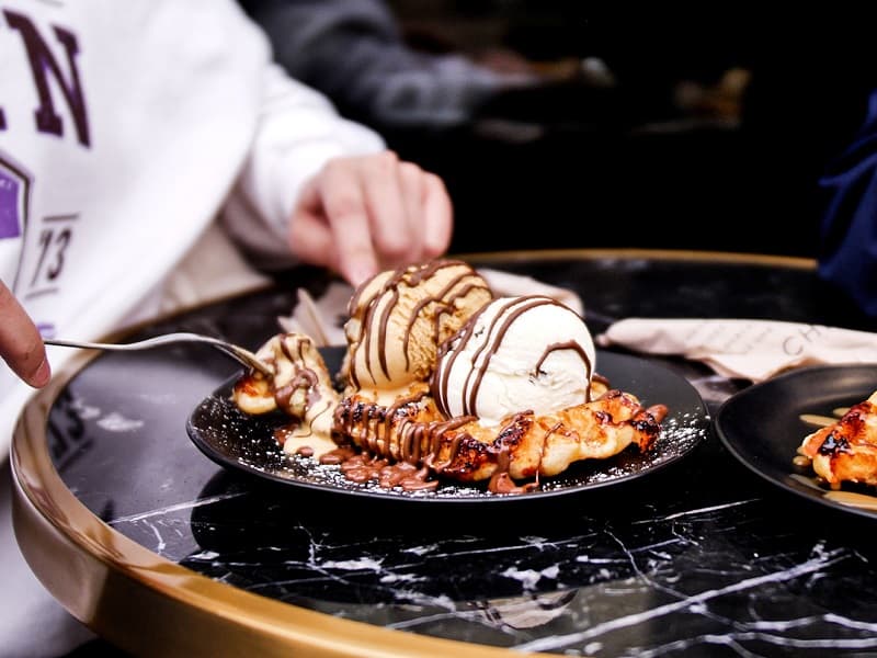 glacier-moustache-cherbourg-Gaufre