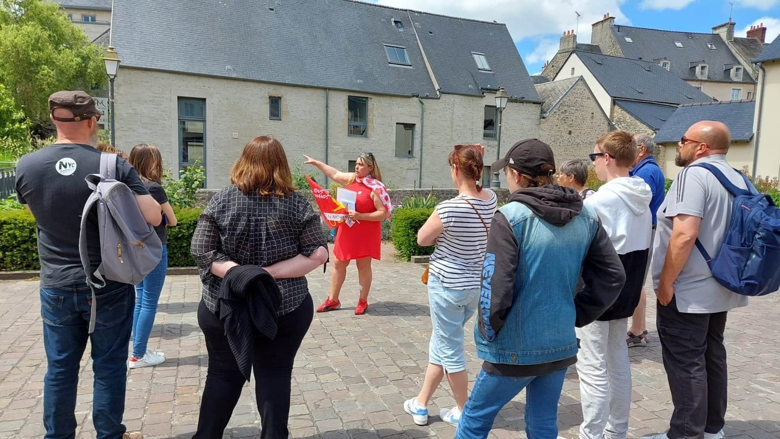 Visite-guidée-Bayeux
