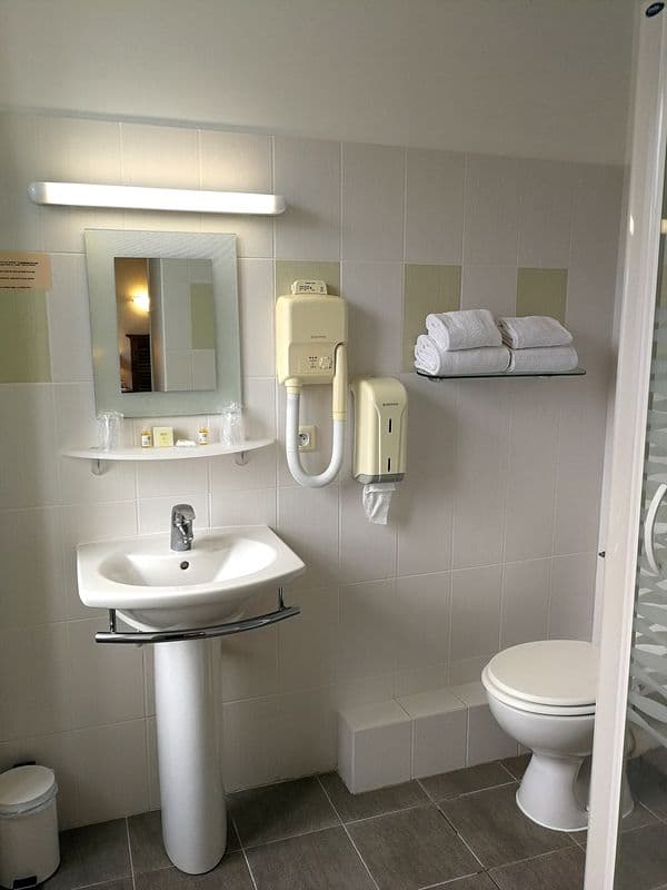 hotel-auberge-de-carolles-14