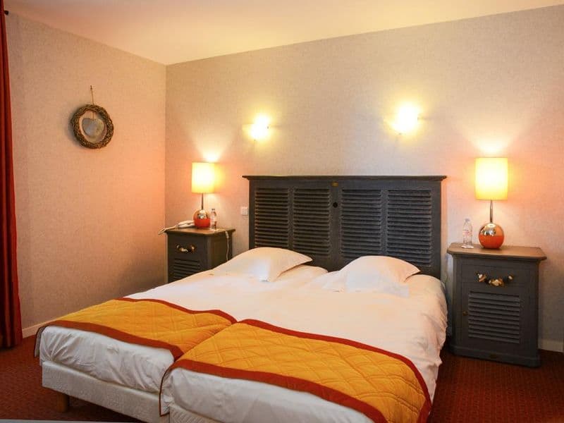 hotel-auberge-de-carolles-15