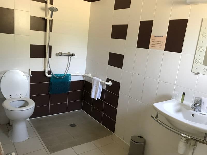 hotel-auberge-de-carolles-19