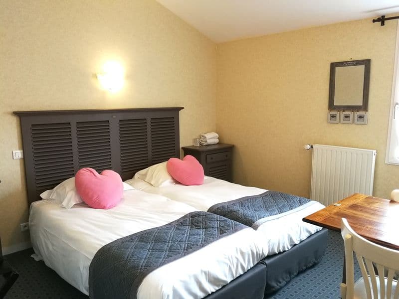 hotel-auberge-de-carolles-4