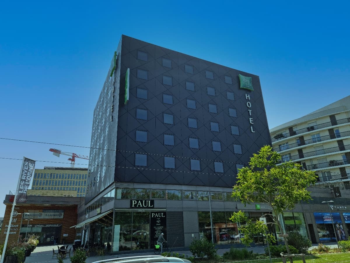 hotel-ibis-styles-caen-gare-facade
