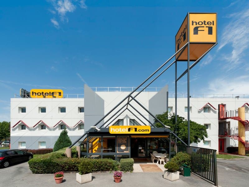 hotelF1-Saint Lo-1