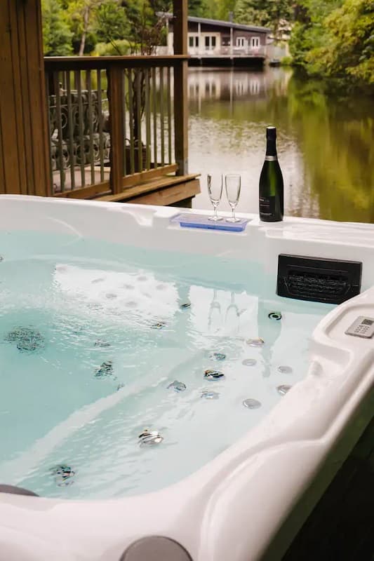 Jacuzzi