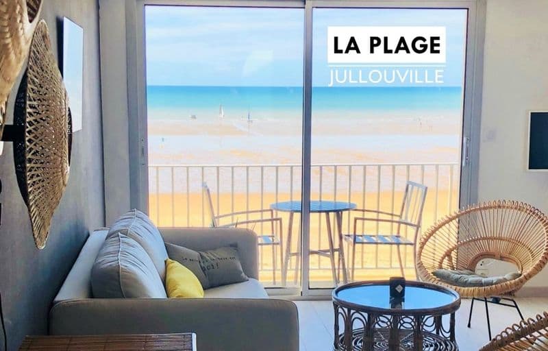 jullouville-meuble-la-plage-0