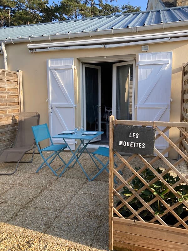 jullouville-meuble-les-mouettes-0