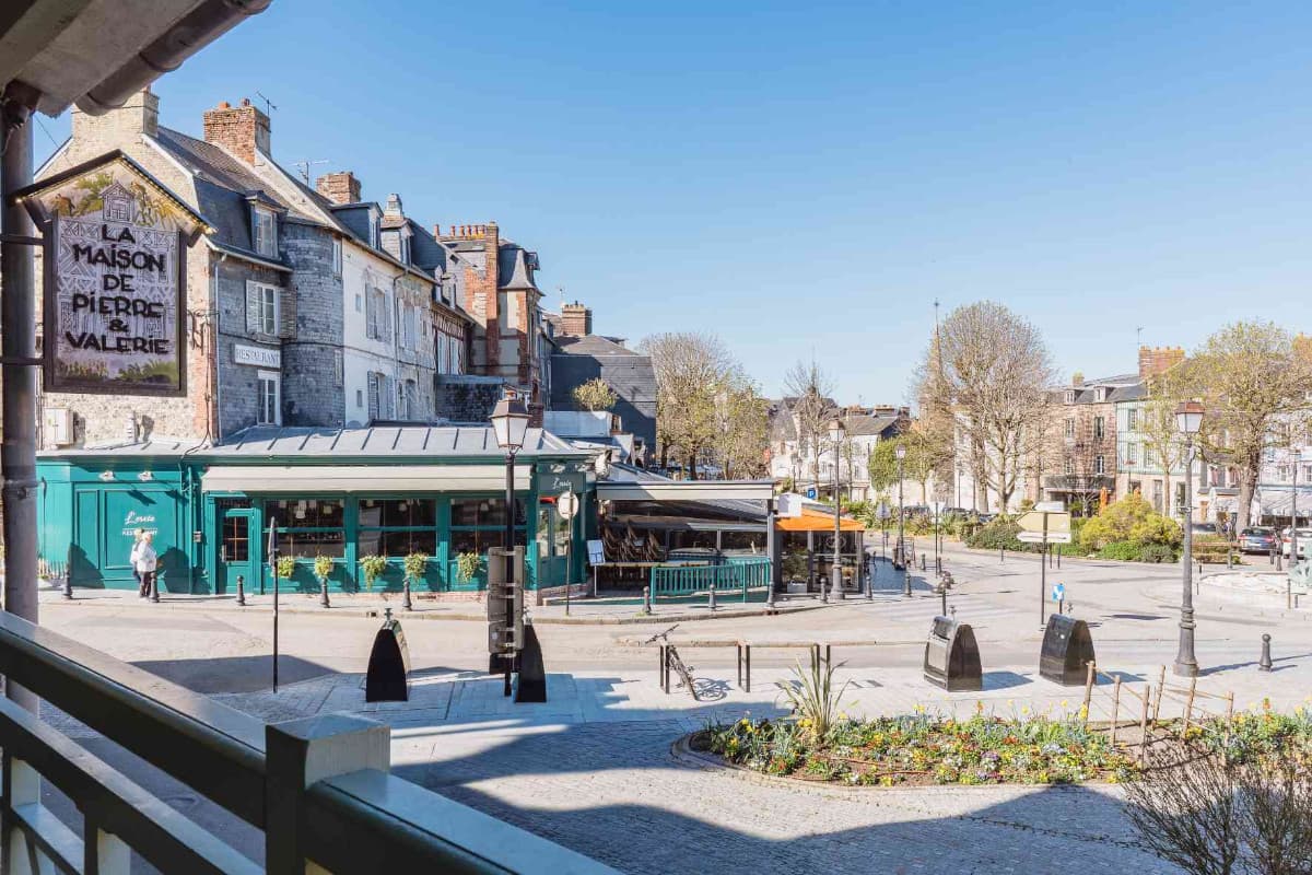 la vue de la terrasse