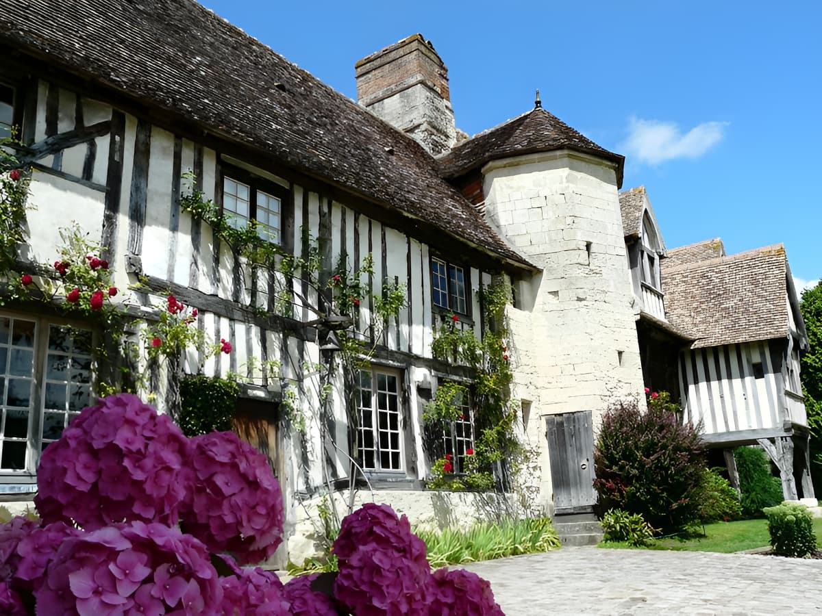 manoir-eveques-canapville