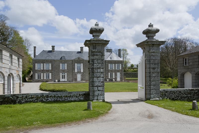 meuble-brehal-gite-manoir-1