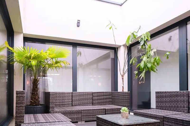 Patio au balcon